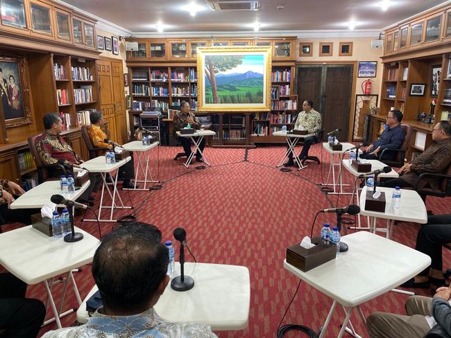 Terima Capres Anies, SBY Ajak ke Ruangan Rapat Bersejarah Pemenangan Pilpres 2004 dan 2009