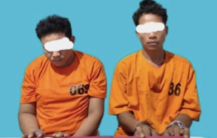 Polres Pelalawan Gerebek Rumah di Sorek, Dua Warga Ditangkap Bersama Paket Sabu