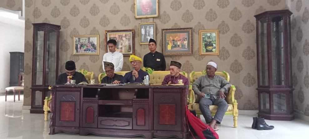 Batas Somasi Berakhir, Tengku Toha Dilaporkan ke Polisi atas Dugaan Penggunaan Gelar dan Penahanan Dokumen Kesultanan Siak