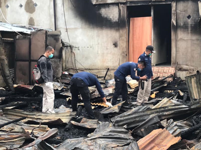 Polisi Lakukan Olah TKP Kebakaran yang Sebabkan 6 Korban Jiwa di Tembilahan