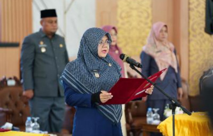 Lantik 83 Pejabat, Bupati Siak Afni: Jangan Cari Muka, Promosi Berdasarkan Kinerja