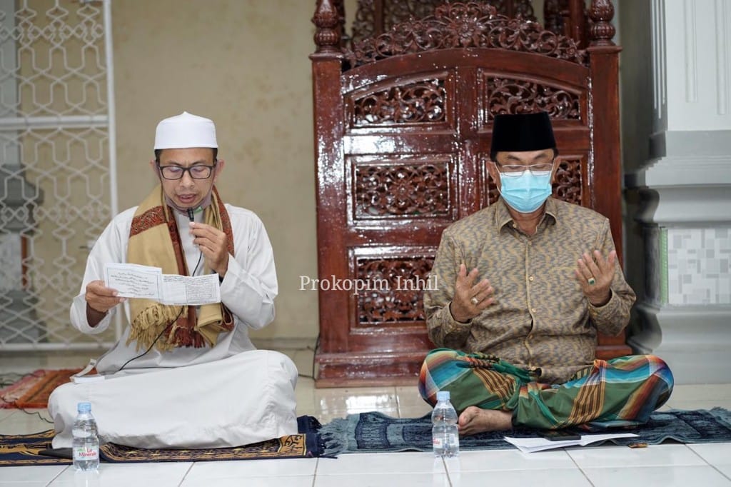 Serentak di Inhil, Bupati Wardan Pimpin Istighatsah Qubra dari Masjid YAMP Kemuning