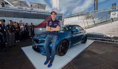 Juara, Marc Marquez Dapat Mobil BMW M2 Coupe