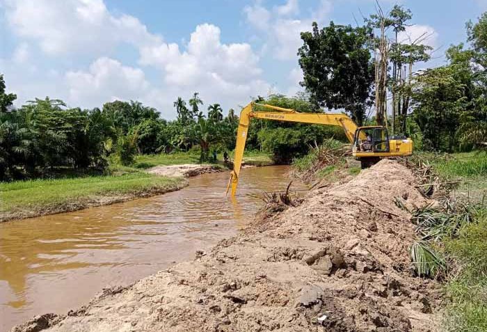 Antisipasi Banjir, Pemko Pekanbaru Lakukan Normalisasi Sungai Sail
