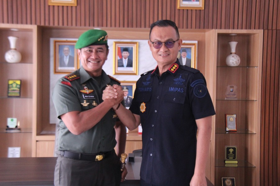 Kunjungan Pussenif TNI AD ke Lapas Pekanbaru Perkuat Sinergi Pembinaan dan Keamanan
