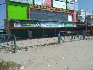 Sejumlah Karyawan Reaktif Covid-19, Pasar Buah Belilas Inhu Ditutup