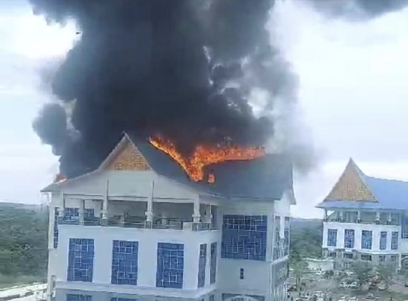 Gedung di Perkantoran Walikota Pekanbaru di Tenayan Raya Terbakar
