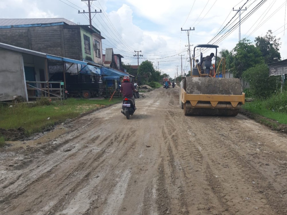 Dilanjutkan Setelah Lebaran, Penimbunan Ruas Jalan Sungai Beringin Dihentikan Sementara