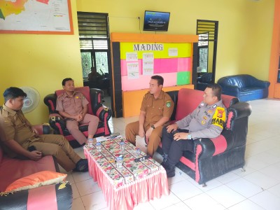 Polsek Kabun Gelar Kegiatan Cooling System Pasca Pilkada Serentak 2024 di Desa Aliantan