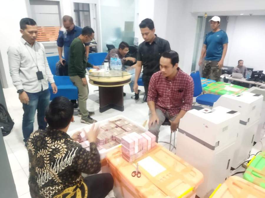 Jampidsus Geledah Sejumlah Tempat Di Bangka Belitung Terkait Kasus Tata Niaga Timah