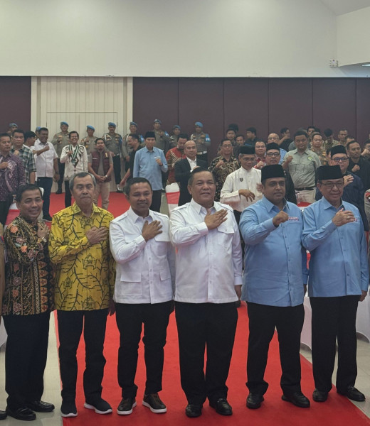 Bawaslu Riau: Komitmen Tiga Paslon Gubernur untuk Hindari Politik Uang Harus Diterapkan