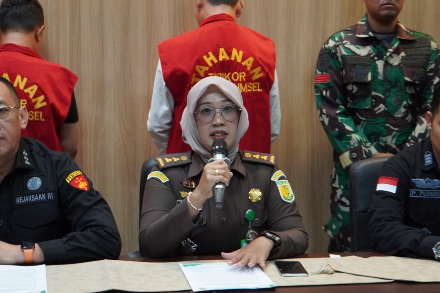 Mengaku Mampu Selesaikan Kasus, Kejati Sumsel Tetapkan Jaksa Gadungan Sebagai Tersangka