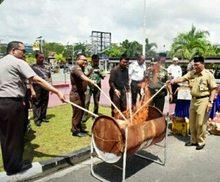 Polres Inhil Musnahkan Barang Hasil Penindakan Jelang Ramadhan