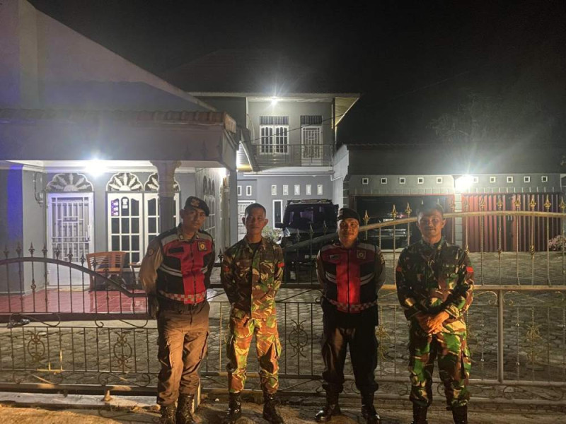 Guna Cipta Kamtibmas, TNI Polri Patroli di Kediaman Rumah Bacalon Pilkada Inhu