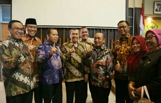 Bupati Inhil Hadiri Sertijab Kepala BPK Riau