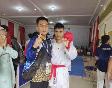 Taklukan Atlet Tuan Rumah, Atlet Siak Sumbangkan Mendali Emas di Cabang Karate