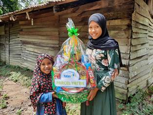 Rumah Yatim Bagikan Parcel Lebaran untuk Yatim Dhuafa di Pekanbaru