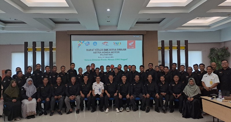 Bahas Program 2024, Capella Honda Gelar Rapat Kerja Bersama SMK Mitra Binaan