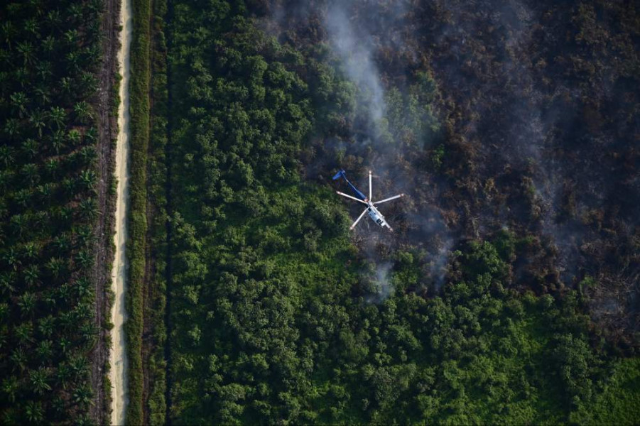Lanud Roesmin Nurjadin Terbangkan Helikopter Canggih H225M/Caracal Bantu Patroli Karhutla