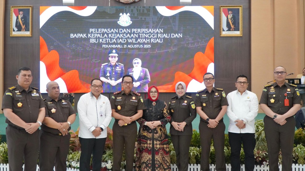 Kajati Riau Akmal Abbas Resmi Masuki Masa Purna Tugas, Wakajati Ditunjuk Jadi Plt