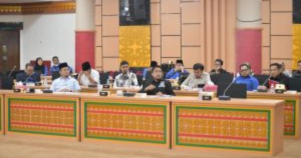 Banggar DPRD Riau dan TAPD Bahas KUA-PPAS  Tahun 2026