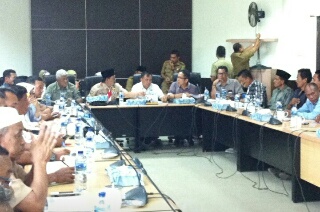 Masyarakat Desa Bekawan Sampaikan 3 Tuntutan Kepada PT RSA