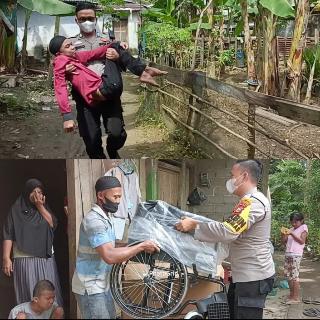 Polisi Penerima Pin Emas Gendong Penderita Lumpuh Berobat
