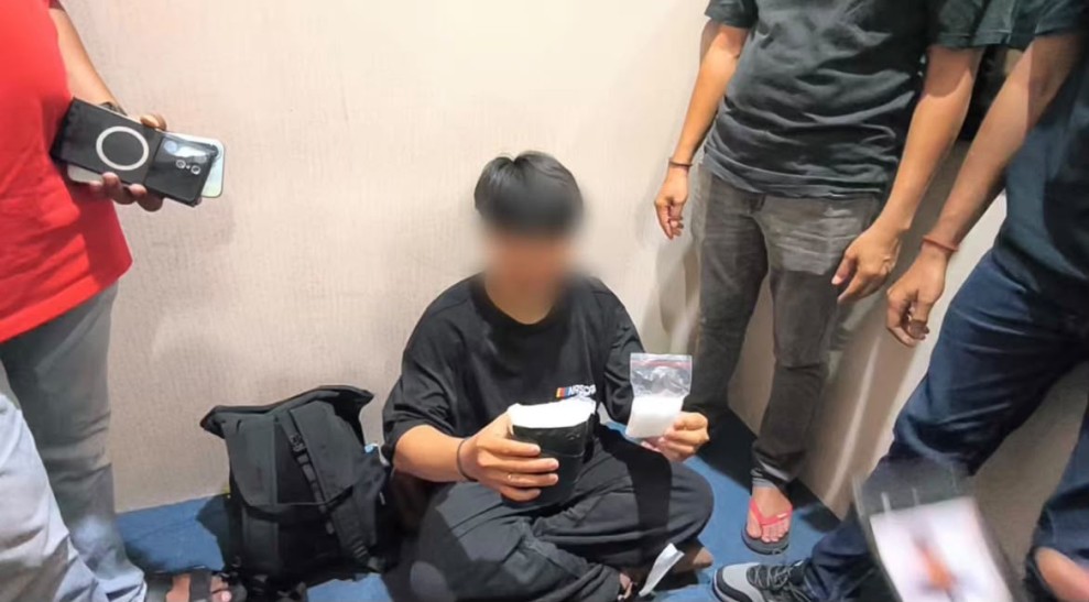Petugas Kembali Gagalkan Penyeludupan Sabu di Bandara SSK II Pekanbaru, Satu Orang Berhasil Diamankan