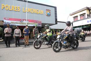 DANDIM Sebar Pasukan Pamor Keris di Lamongan