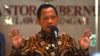 Tito Karnavian Tegur Walikota Gara-gara Gaya Rambutnya Kontroversi 