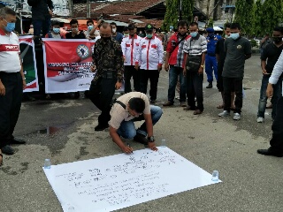 Sejumlah Ormas dan Paguyuban di Inhil Lakukan Aksi Tolak Perpecahan NKRI