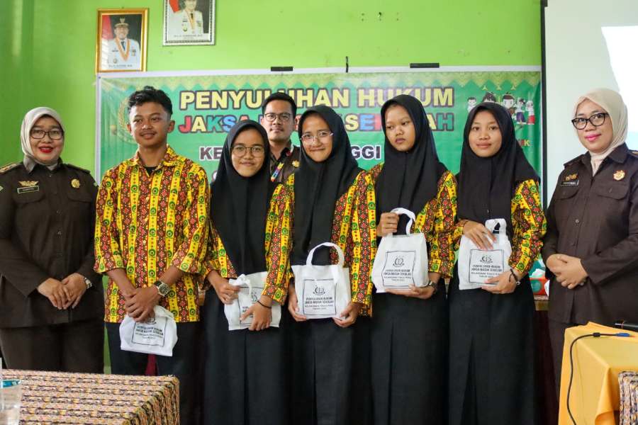 Jaksa Masuk Sekolah Disambut Antusias SMK Negeri 1 Siak Riau