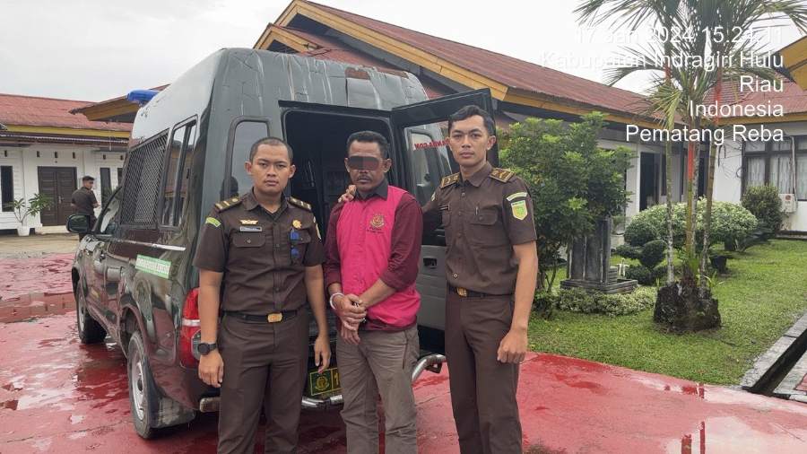 Dugaan Korupsi APBDesa, Oknum Kades Tanjung Sari Inhu Riau Ditahan Kejari