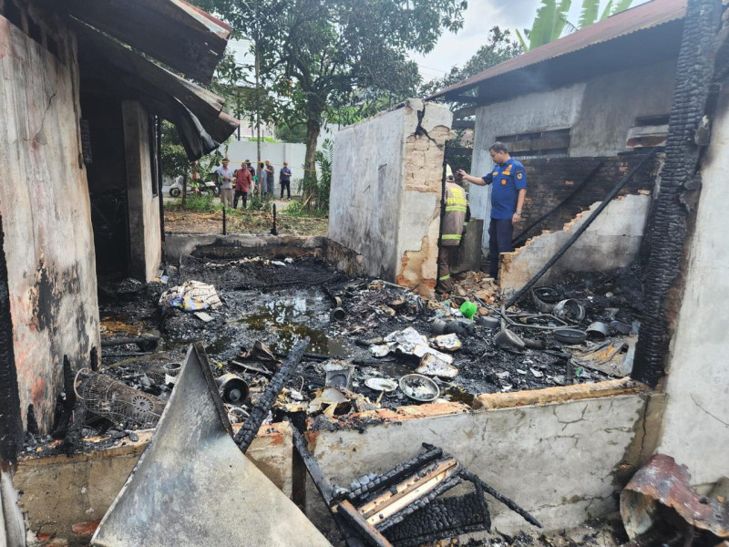 Korban Ditemukan Tergeletak di Dapur, Begini Kronologis Kebakaran Rumah di Pekanbaru