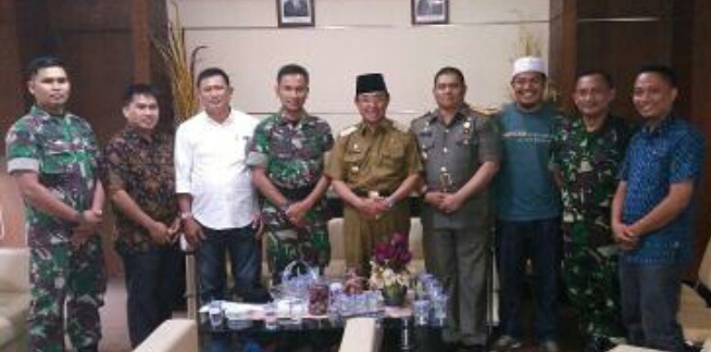 Bupati Inhil Pastikan Support Persih Tembilahan 