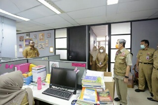 Gubri Syamsuar Lakukan Sidak Dihari Pertama Masuk Kerja ke Sejumlah OPD