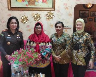 Peringati HBA ke 62 & IAD, Kejari Rohil Bagikan Ratusan Paket Sembako