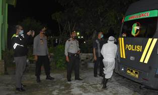 Diyakini Tertular Corona di Pekanbaru, Orang Tuanya Meninggal Anaknya Dievakuasi ke RS