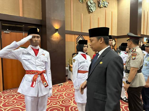 Muflihun Kukuhkan 40 Pasukan Pengibar Bendera HUT RI 17 Agustus 2023