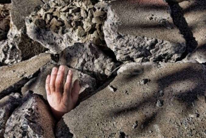 Seorang Warga Tertimbun Longsor di Solok Selatan Sumbar