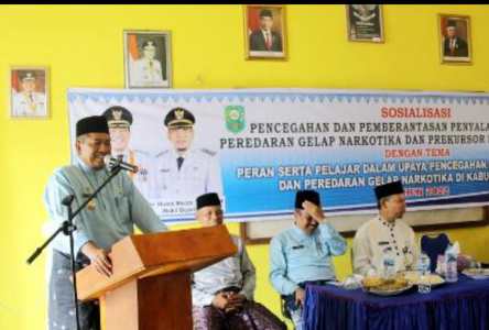 Kunjungi SMA, Bupati Siak Alfedri Ingatkan Bahaya Narkoba