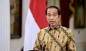 Presiden Jokowi Minta Vaksinasi Booster bagi Masyarakat dan Jemaah Haji Dipercepat