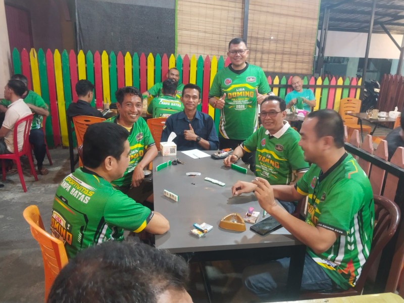 Diikuti Barbagai Komunitas, Domino Liga RS Kasih Ibu-Kedai Kopi Varia Baru Digelar Meriah