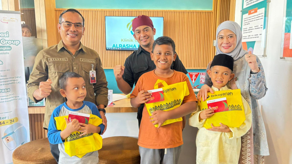 BRK Syariah Tanjungpinang Pamedan Gelar Khitan Massal untuk Anak Dhuafa