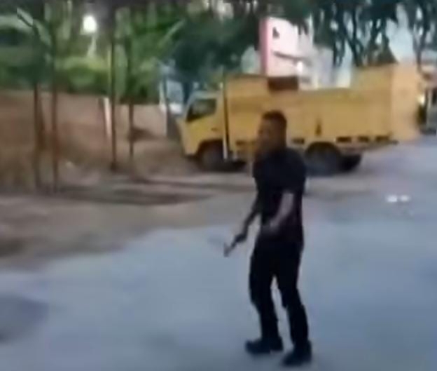Viral, Diduga Debt Collector di Pekanbaru Bawa Senjata Api saat Tagih Nasabah