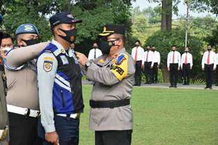 Waka Polres Kuansing Pimpin Apel Gelar Pasukan Ops Patuh Lancang Kuning 2021