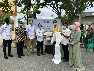 Abdul Wahid & KKKS PT Chevron Serahkan Peralatan Medis untuk Rumah Sakit Rujukan