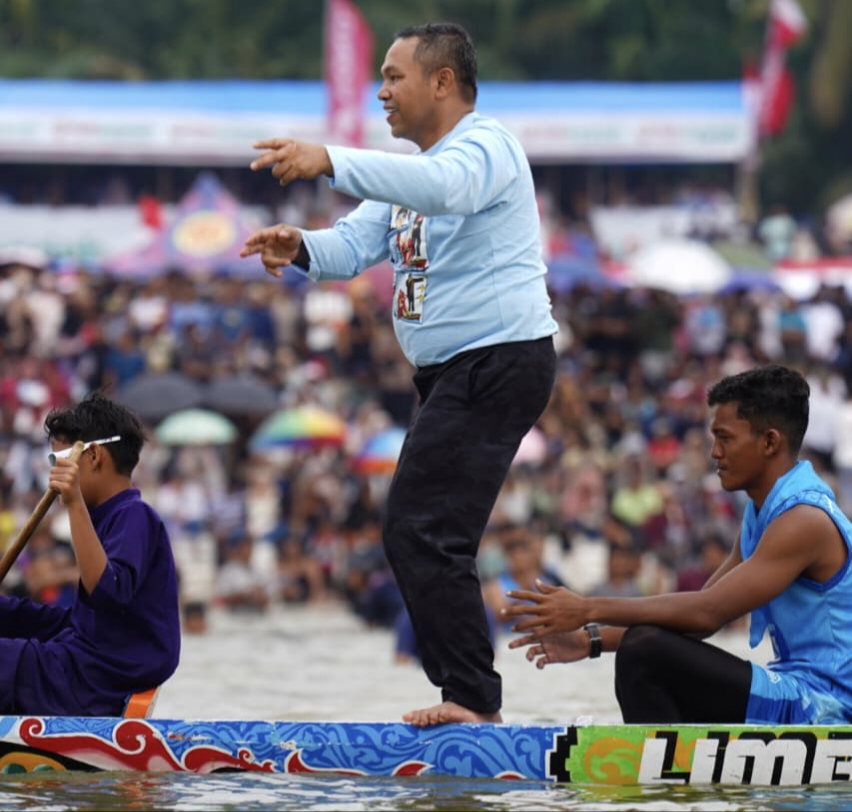Rasakan Sensasi di Atas Jalur, Gubri Wahid: Terimakasih Masyarakat Riau, Sampai Jumpa di Tepian Narosa