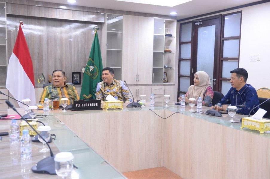 Pangkas Waktu Pembuatan Perda, Plt Gubri Dukung Penuh Aplikasi Harmonitas Kemenkum