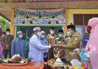 Wabup Husni Resmikan Depot Air Minum Pesantren Modren Fataha